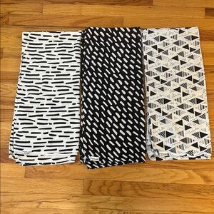 🌺 Tiny Twinkle Set of Three Black and White Patterned Fabric Swaddle Blankets
